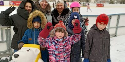 12 марта ребята с родителями снова встретились на катке