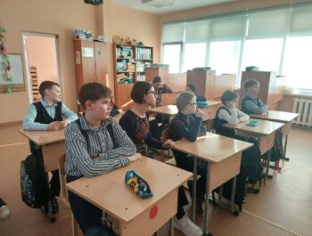 По русскому языку в феврале у учеников Ресурсного класса было два внеурочных занятия