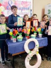 Три выставки поделок