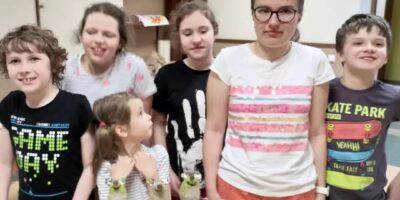 Забавный и яркий окончательный аккорд