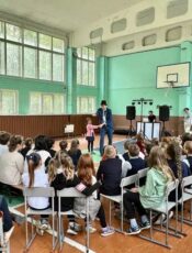 Ярмарка приуроченной к Дню информирования общества о проблеме  аутизма