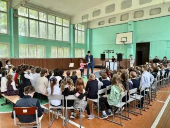 Ярмарка приуроченной к Дню информирования общества о проблеме  аутизма