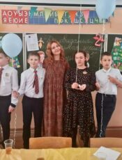 Выпускной  по поводу окончания начальной школы грустный праздник